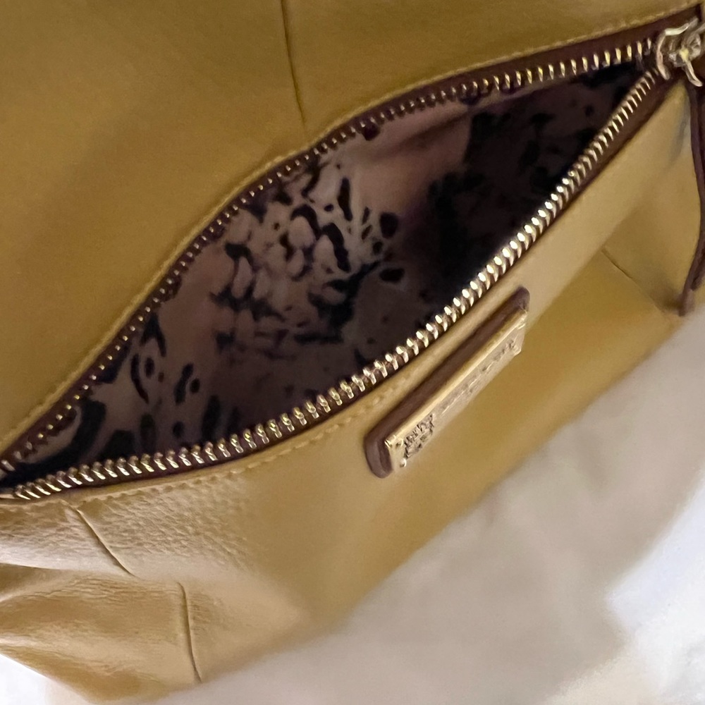 Sharif Butterfly Hobo Shouter Handbag . In perfect condition. - Picture 8 of 12